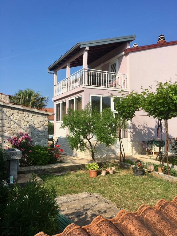 Krkahaus Hotell Lozovac Eksteriør bilde