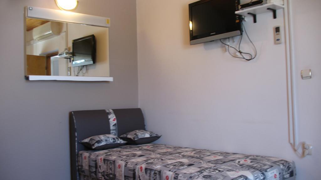 Krkahaus Hotell Lozovac Eksteriør bilde